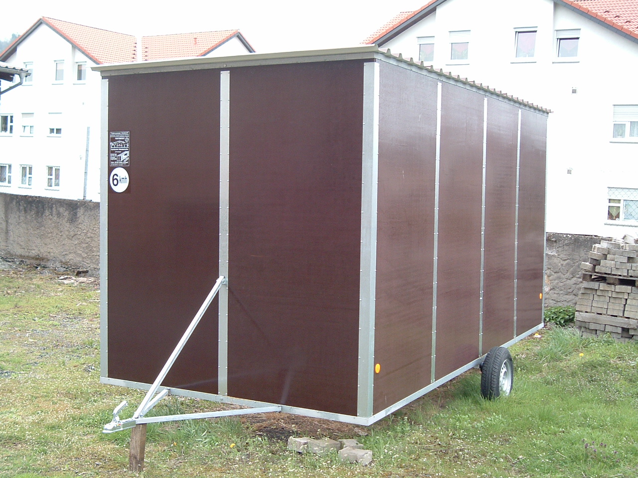 Mobile Pferdeboxen